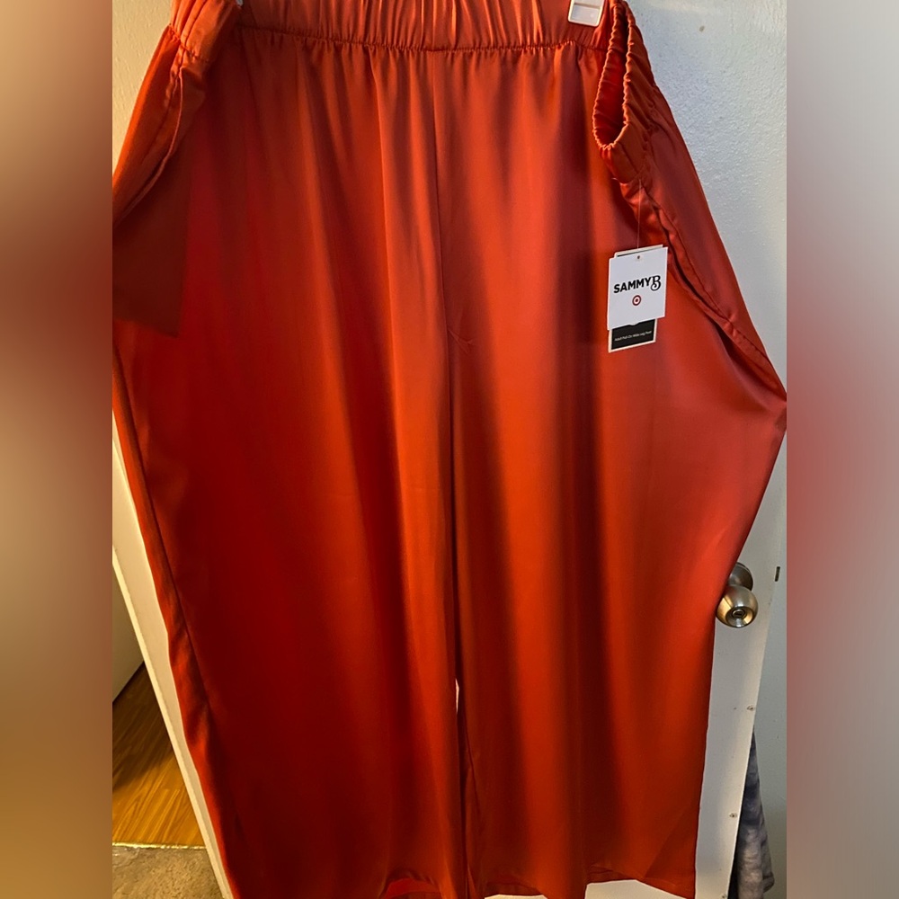 Wide leg satin pants